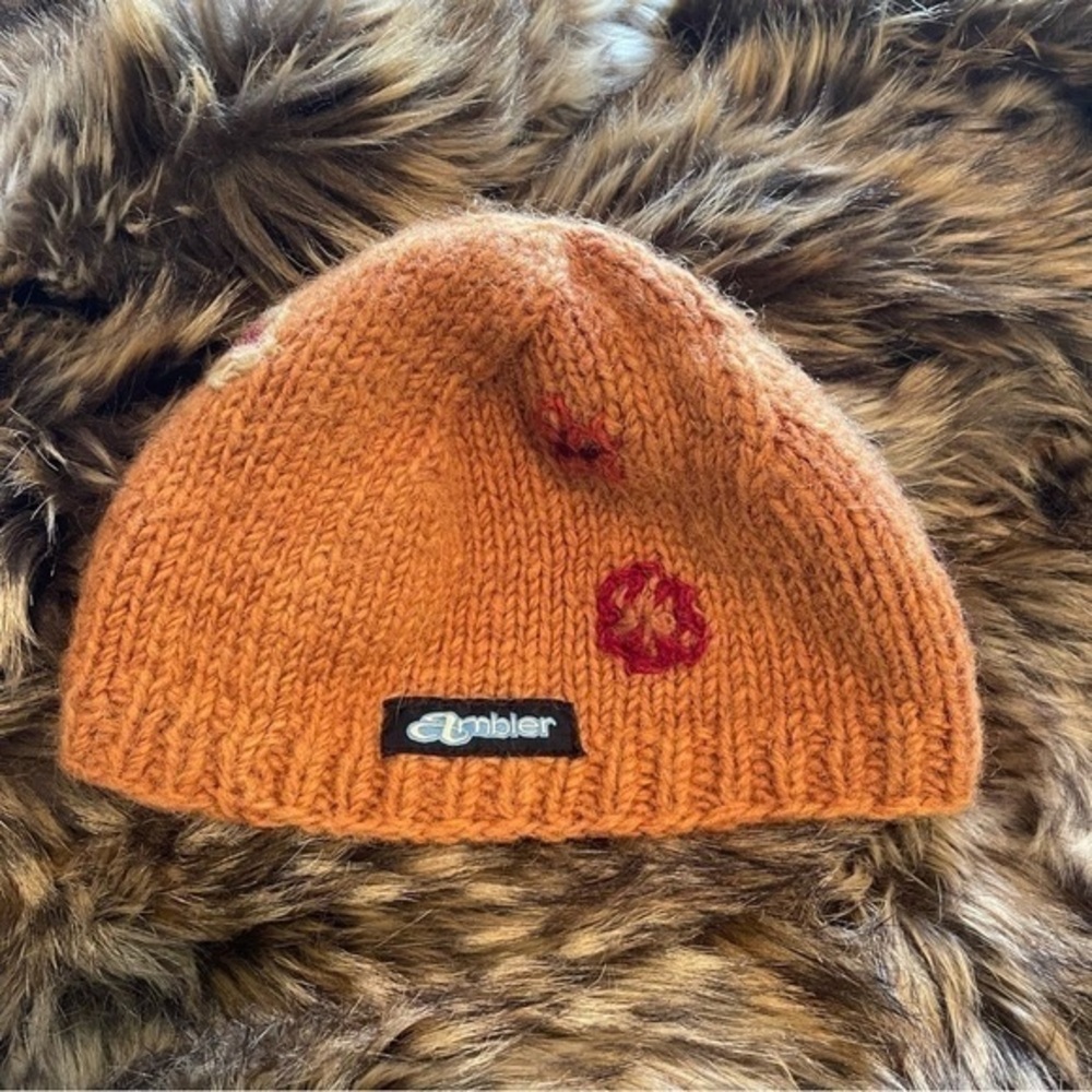 𝅺ambler cute 100% wool knit tuque
